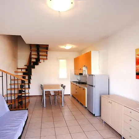 Apartment In Villaggio Ai Pini In Lido Altanea *