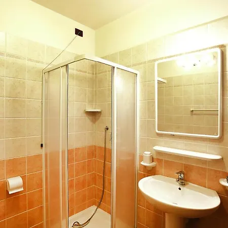 In Villaggio Ai Pini In Lido Altanea Apartment *